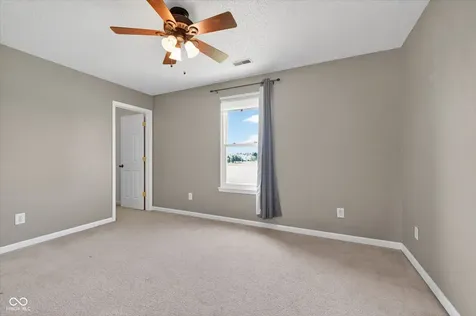 2295 Lakecrest Drive Columbus IN 47201