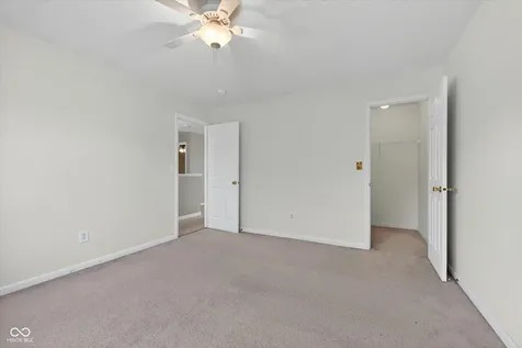 2295 Lakecrest Drive Columbus IN 47201
