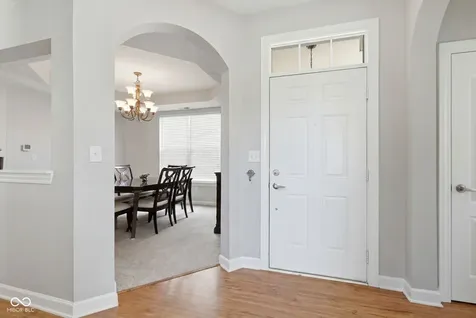 10929 Glazer Way Fishers IN 46038