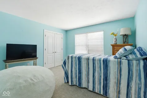 10929 Glazer Way Fishers IN 46038