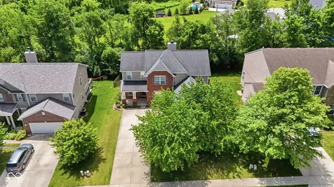 10929 Glazer Way Fishers IN 46038