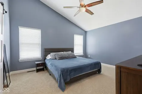 10929 Glazer Way Fishers IN 46038