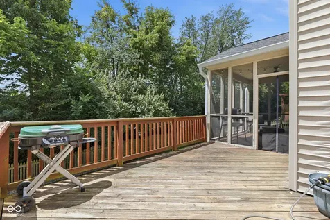 10929 Glazer Way Fishers IN 46038