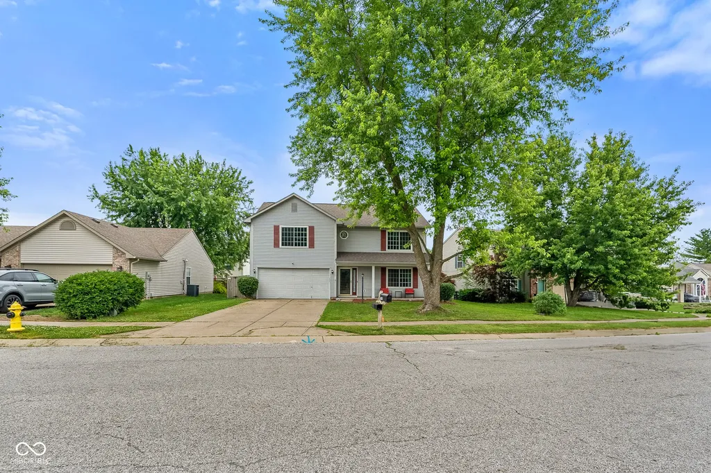 4620 Driftwood Lane Greenwood IN 46143