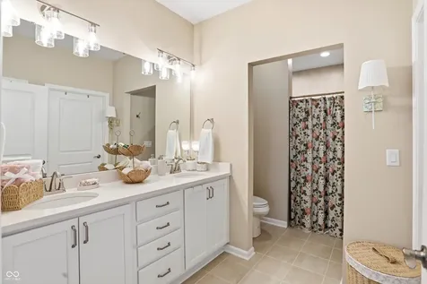 2619 Collins Drive Westfield IN 46074