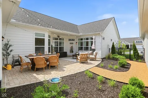 2619 Collins Drive Westfield IN 46074