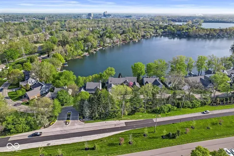 3312 Bay Road South Drive Indianapolis IN 46240