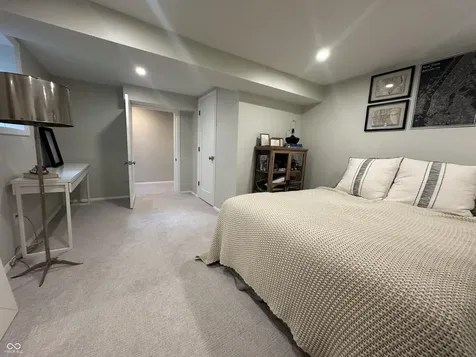 6976 Washington Boulevard Indianapolis IN 46220