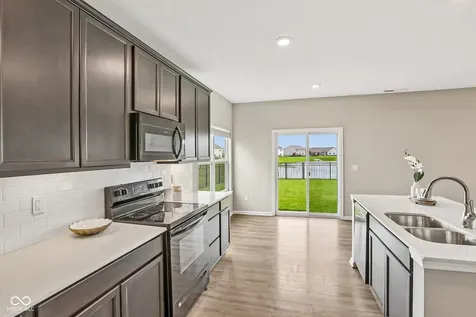 527 Buckthorn Sheridan IN 46069