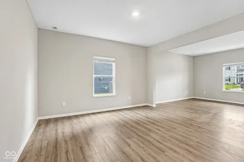 527 Buckthorn Sheridan IN 46069