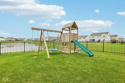 527 Buckthorn Sheridan IN 46069