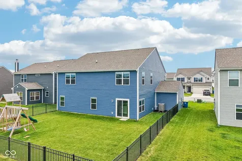527 Buckthorn Sheridan IN 46069