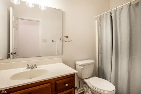 11206 Laurel Falls Lane Fishers IN 46037