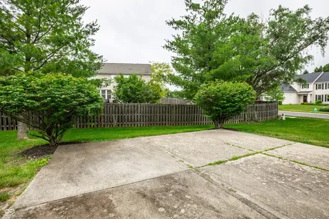 11206 Laurel Falls Lane Fishers IN 46037