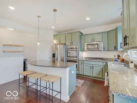 5435 Crowley Parkway Whitestown IN 46075