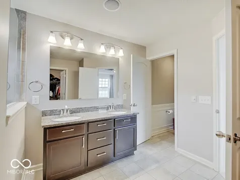 5435 Crowley Parkway Whitestown IN 46075