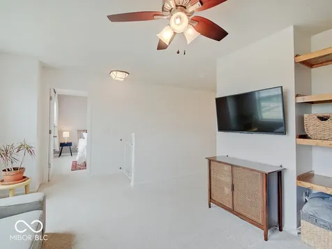 5435 Crowley Parkway Whitestown IN 46075
