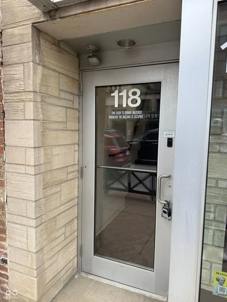 118 W Main Street Plainfield IN 46168