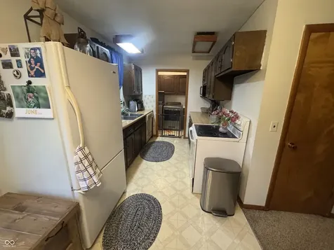 2049 E 400 S Crawfordsville IN 47933