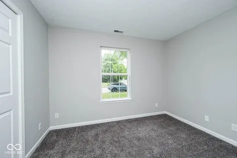 5543 Alcott Lane Indianapolis IN 46221