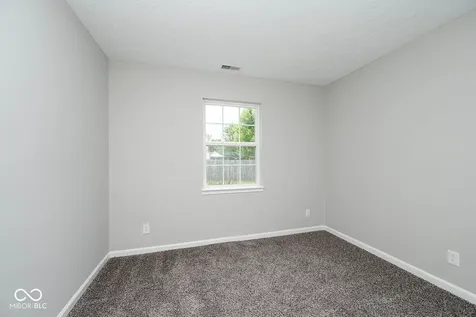 5543 Alcott Lane Indianapolis IN 46221