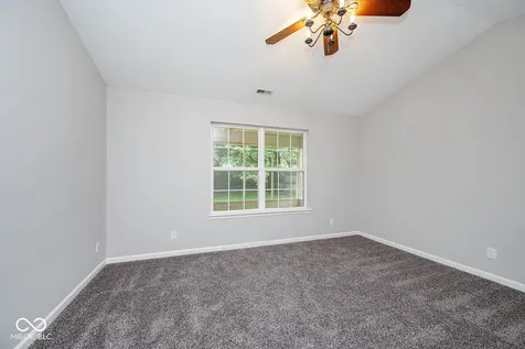 5543 Alcott Lane Indianapolis IN 46221