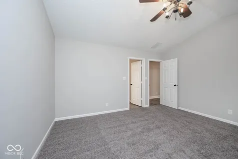 5543 Alcott Lane Indianapolis IN 46221