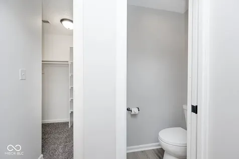 5543 Alcott Lane Indianapolis IN 46221