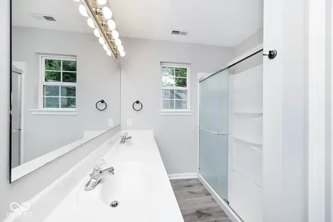 5543 Alcott Lane Indianapolis IN 46221
