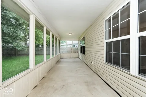 5543 Alcott Lane Indianapolis IN 46221