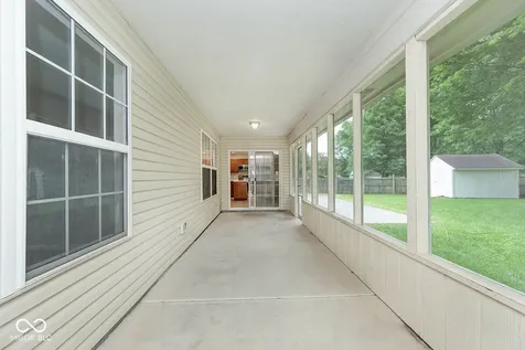 5543 Alcott Lane Indianapolis IN 46221