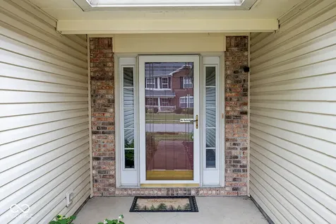5543 Alcott Lane Indianapolis IN 46221