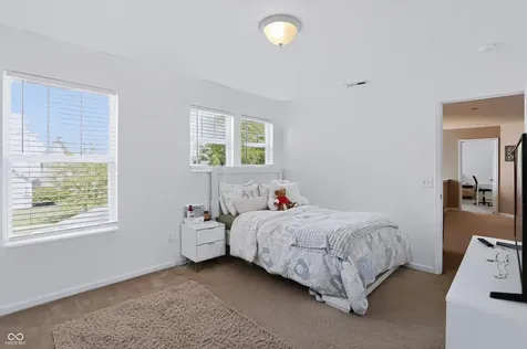 15710 Chapel Park Drive E Noblesville IN 46060