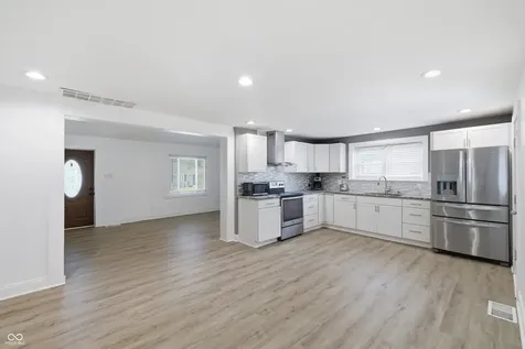 5014 Reeder Street Indianapolis IN 46203