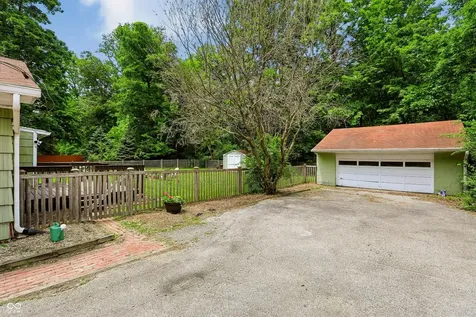 5712 W 46th Street Indianapolis IN 46254