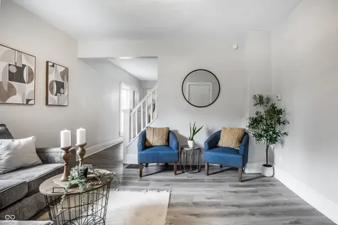 4046 Rookwood Indianapolis IN 46208