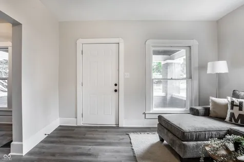 4046 Rookwood Indianapolis IN 46208