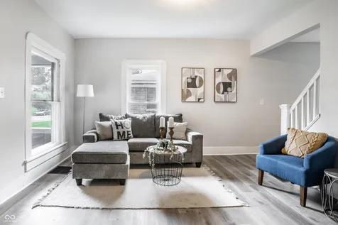 4046 Rookwood Indianapolis IN 46208