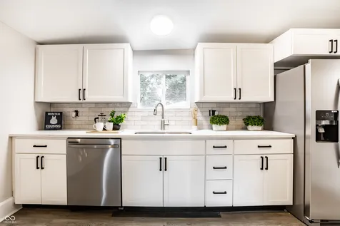 4046 Rookwood Indianapolis IN 46208