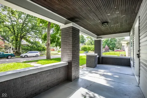 4046 Rookwood Indianapolis IN 46208