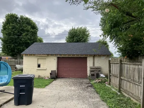 1534 S P Street Elwood IN 46036