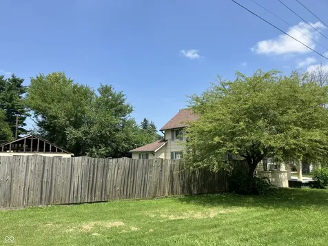 1534 S P Street Elwood IN 46036