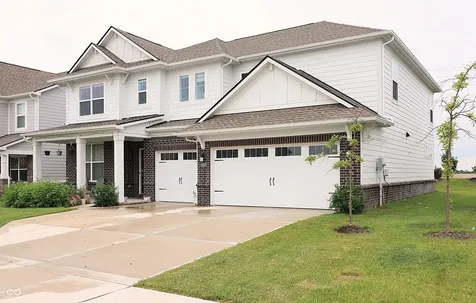 15907 Black Willow Fishers IN 46040