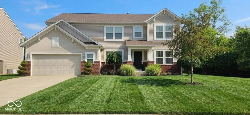 5308 Misthaven Lane Greenwood IN 46143