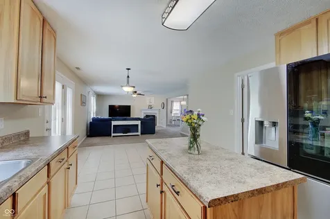 1136 Beal Court Indianapolis IN 46217