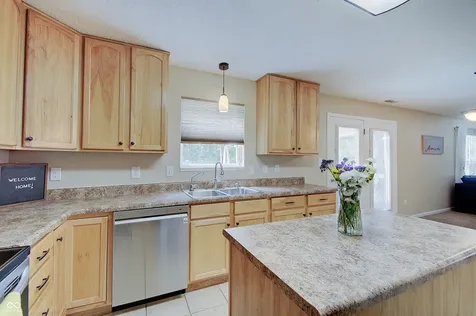 1136 Beal Court Indianapolis IN 46217