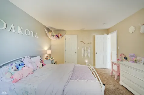1136 Beal Court Indianapolis IN 46217