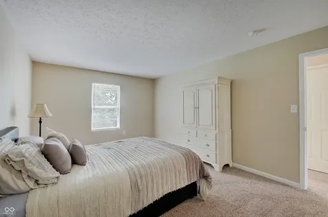 1136 Beal Court Indianapolis IN 46217