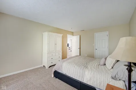 1136 Beal Court Indianapolis IN 46217