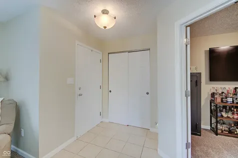 1136 Beal Court Indianapolis IN 46217
